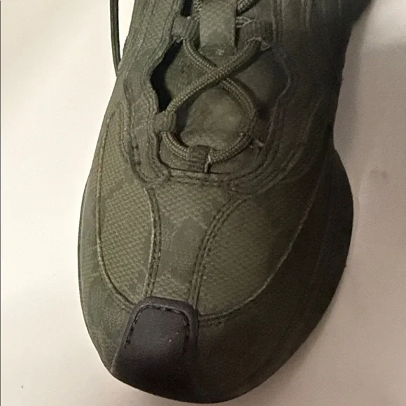 Gucci Dark Green Athletic Shoes - Picture 7 of 12